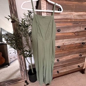 COPY - Old Navy green linen cropped jumpsuit